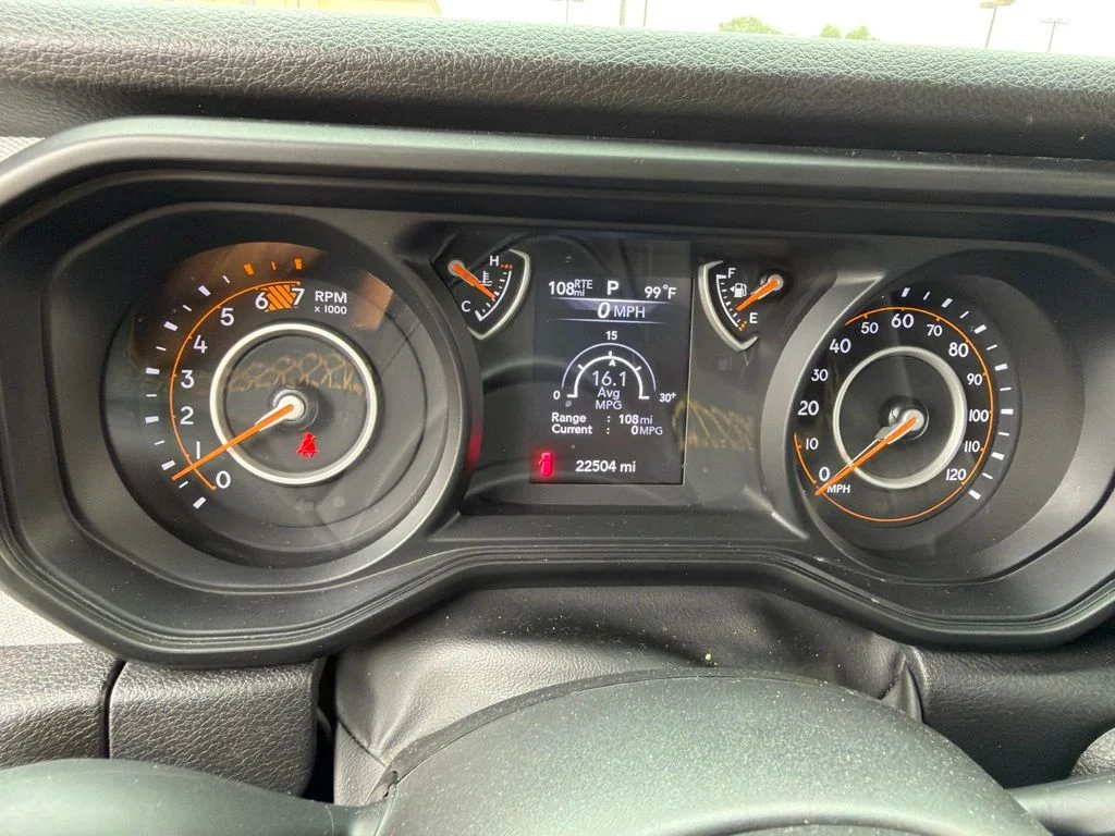Used 2024 Gray Jeep Sport S image 17