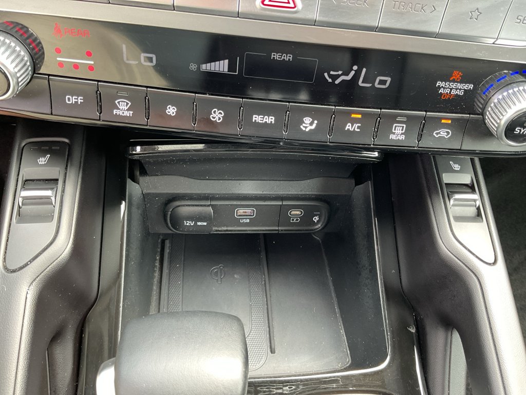 Certified Used 2024 Ebony Black Kia S image 31