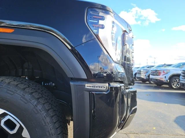 2026 GMC Sierra 3500HD Denali Ultimate - Photo 15