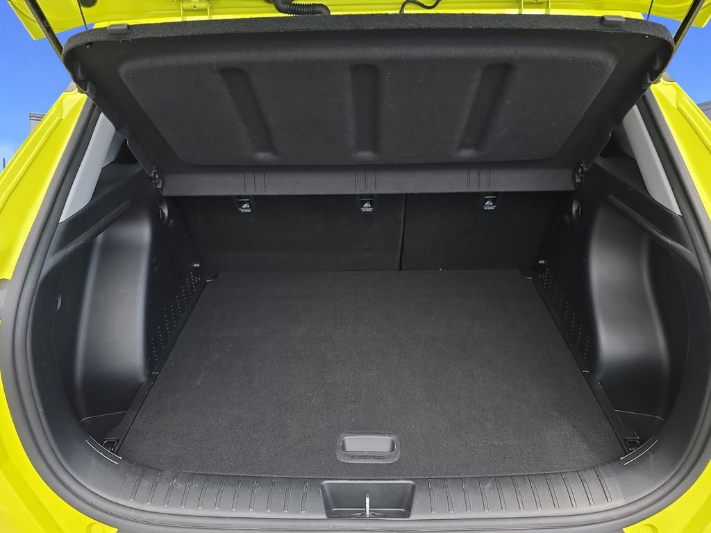 Used 2025 Yellow Hyundai SEL image 21