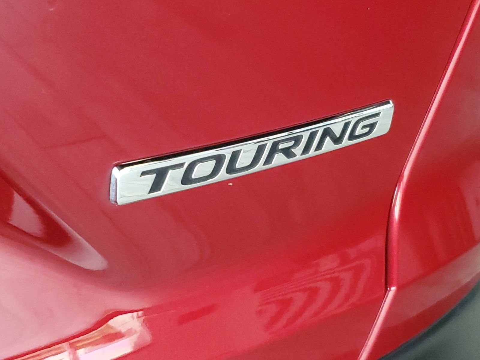 Used 2022 Red Honda Touring image 7