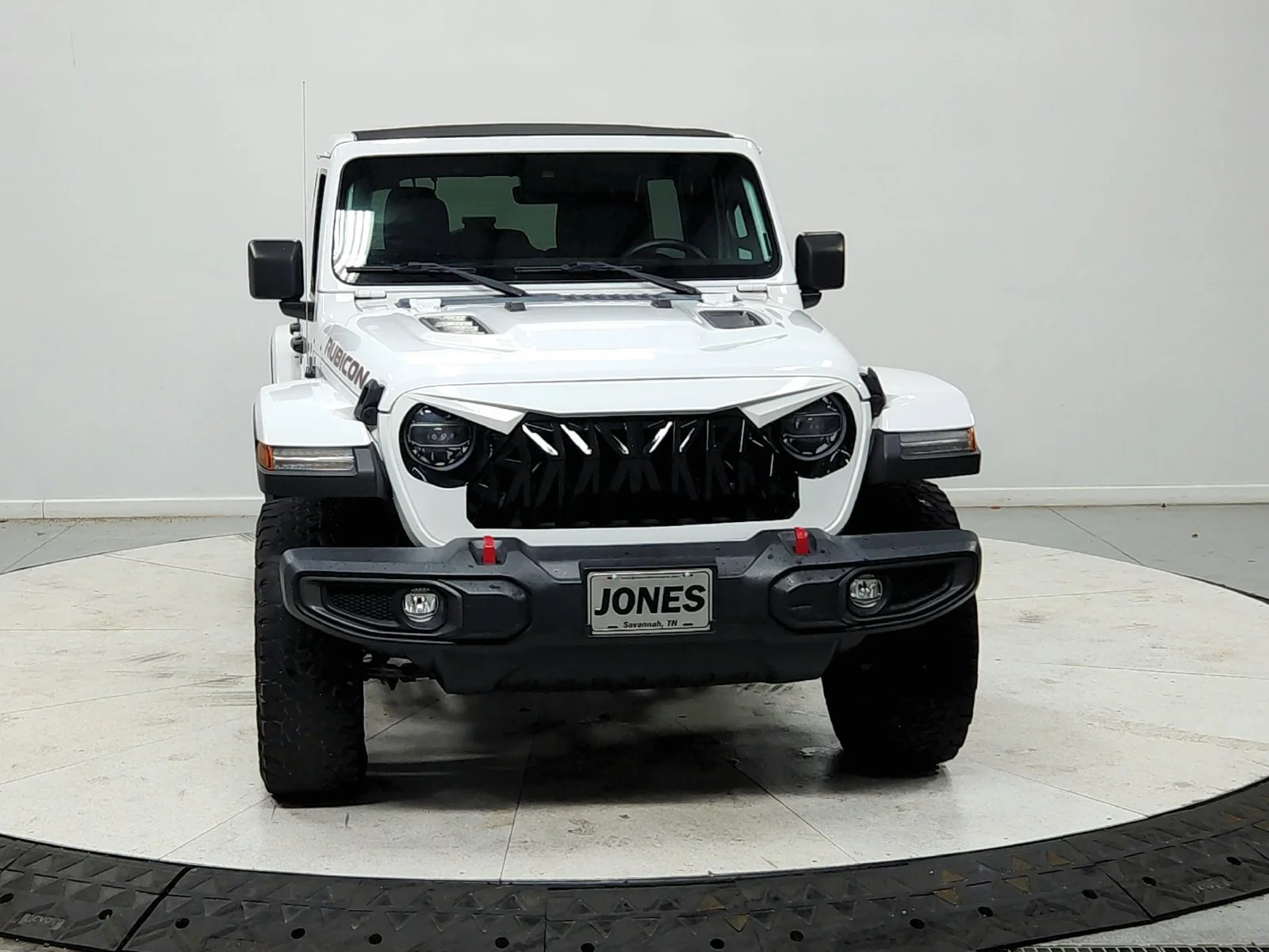 Used 2022 White Jeep Unlimited Rubicon image 3
