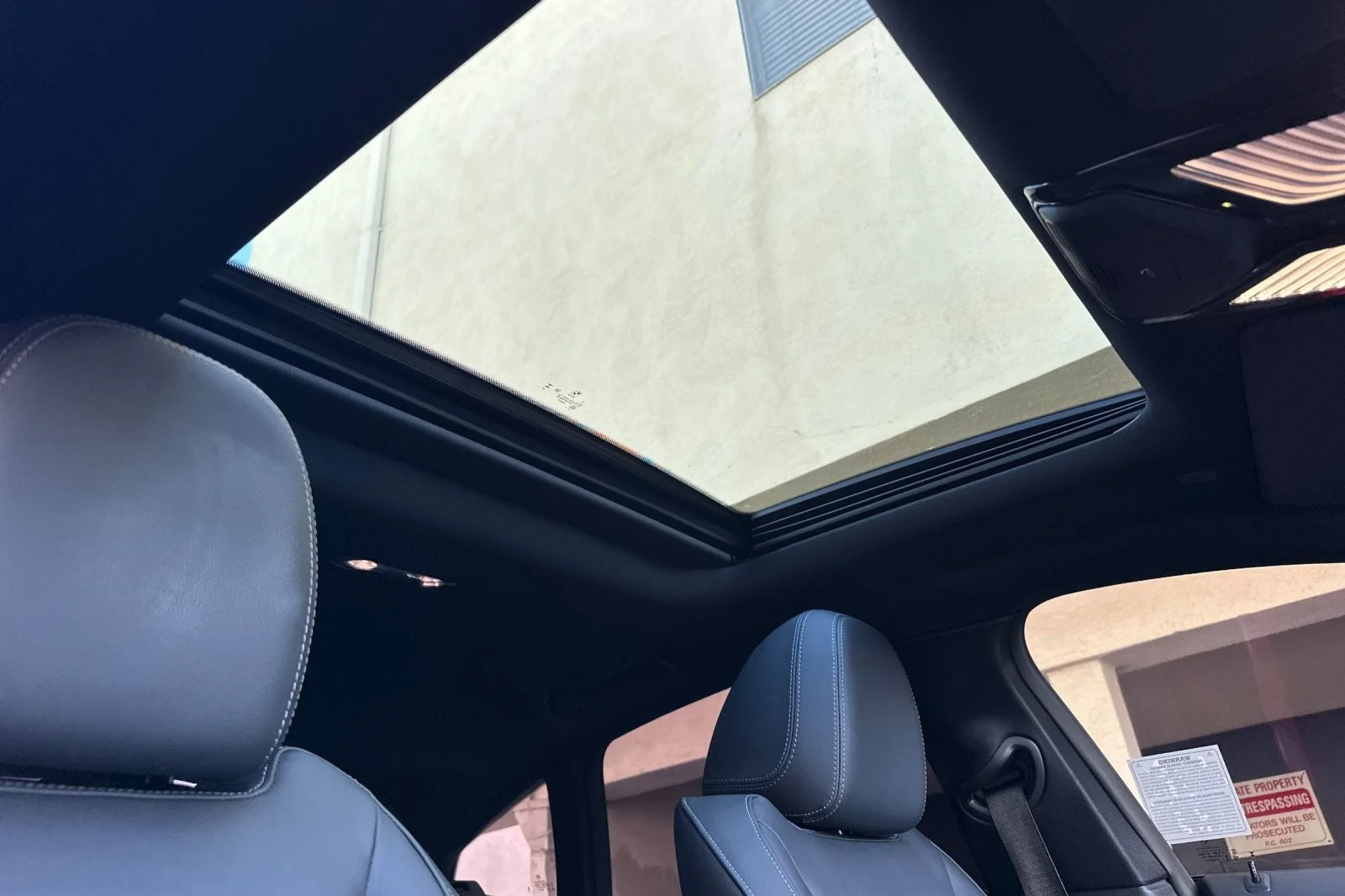 Used 2024 Black Sapphire Metallic BMW M440i image 15
