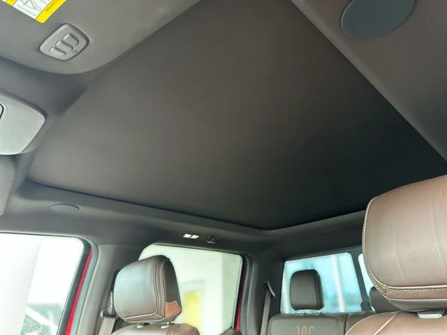 Used 2025  Ford King Ranch image 23
