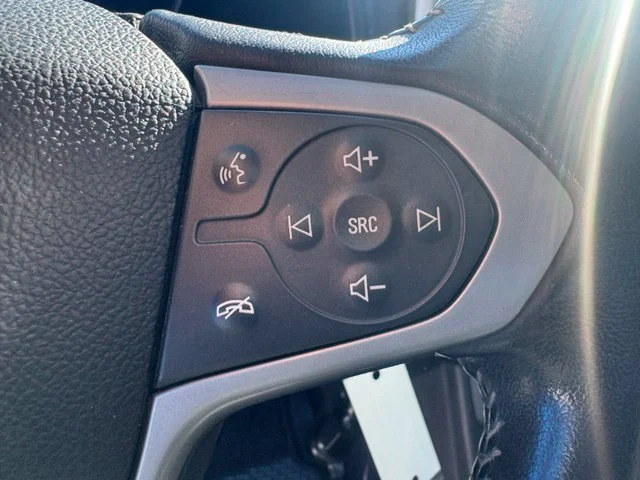 Used 2015 Gray Chevrolet LT image 19