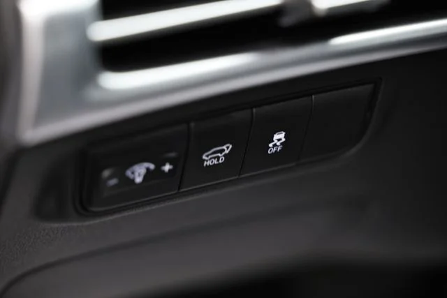 Used 2025 Phantom Black Hyundai XRT image 19