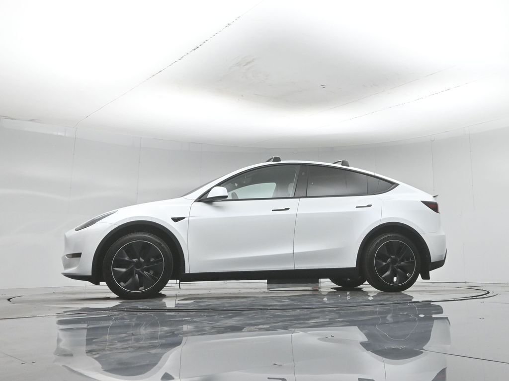 Used 2023 White Tesla Long Range image 48
