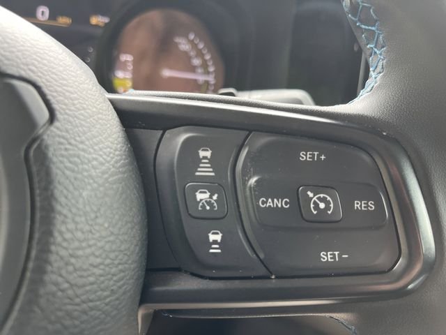 Used 2024 Hydro Blue Pearlcoat Jeep Rubicon image 27