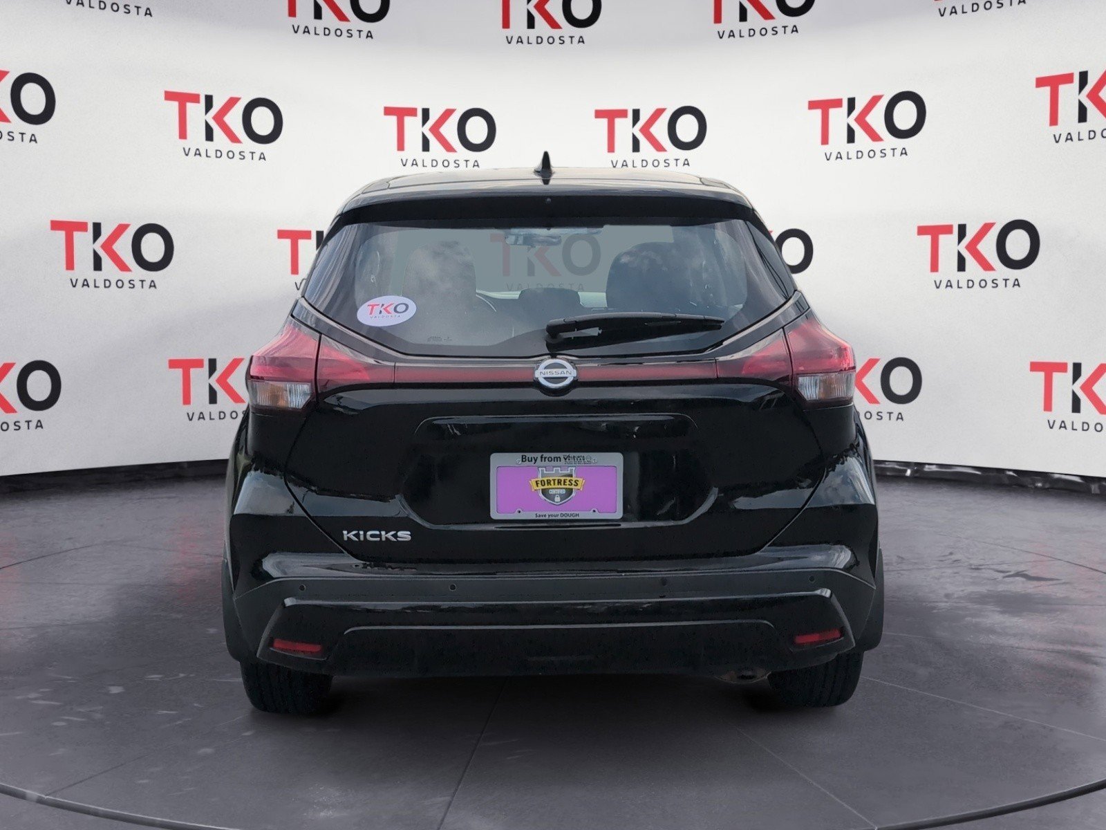 Used 2021 Super Black Nissan S image 8