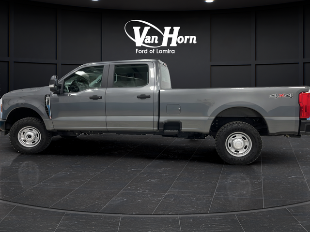 Used 2025 Carbonized Gray Metallic Ford XL image 4