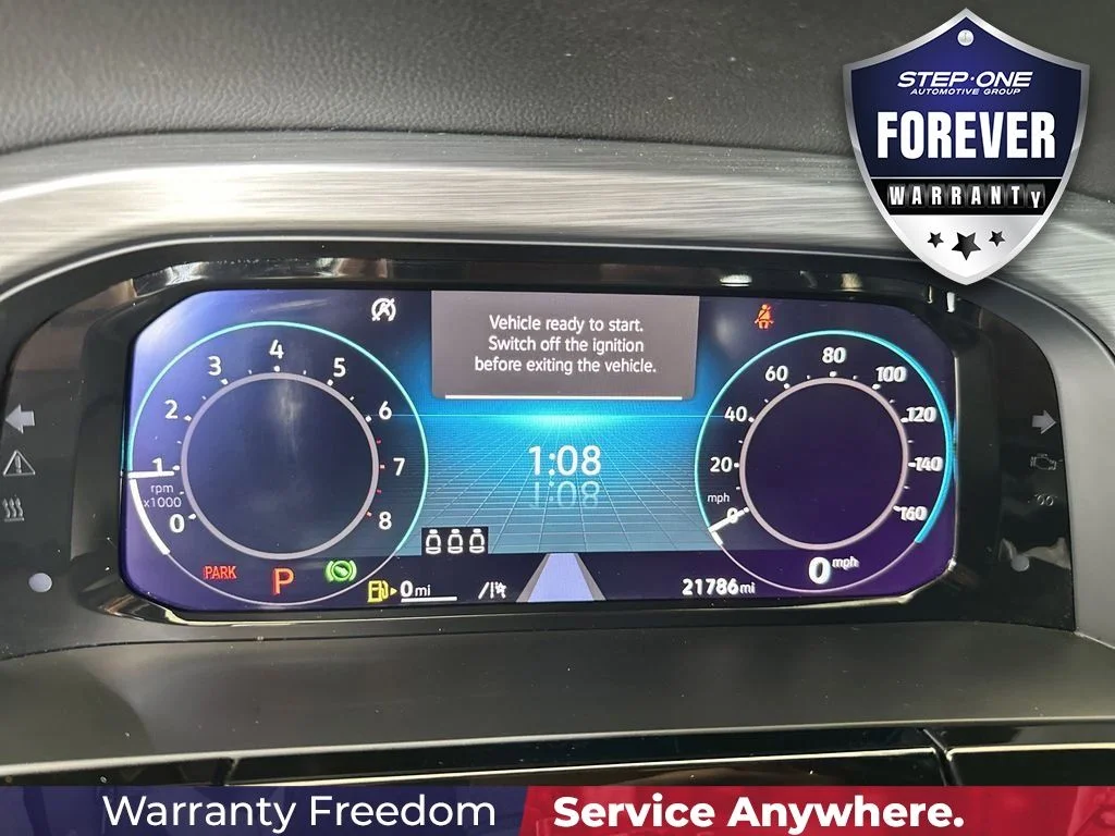 Used 2025  Volkswagen 2.0T SE w/Technology image 40