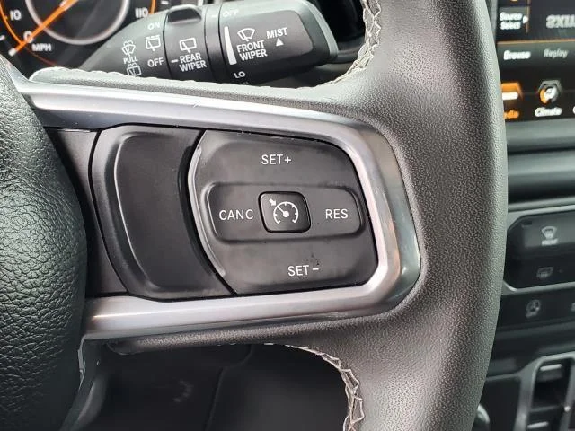 2023 Jeep Wrangler 4-Door Sahara - Photo 12