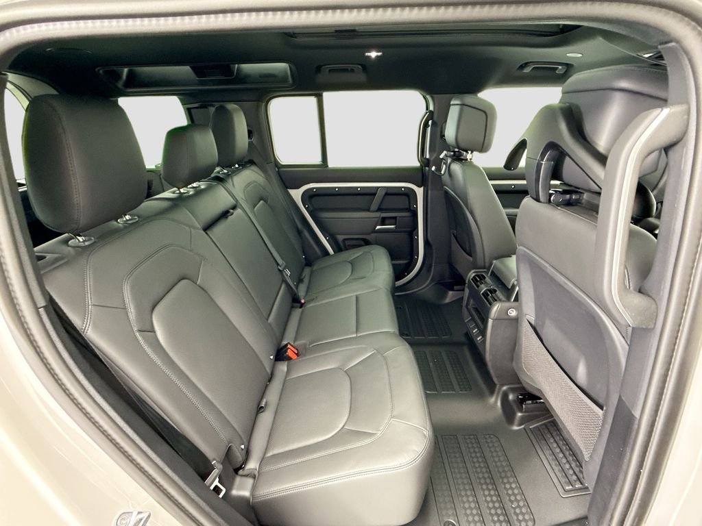 New 2026 Borasco Grey Land Rover X-Dynamic SE image 22