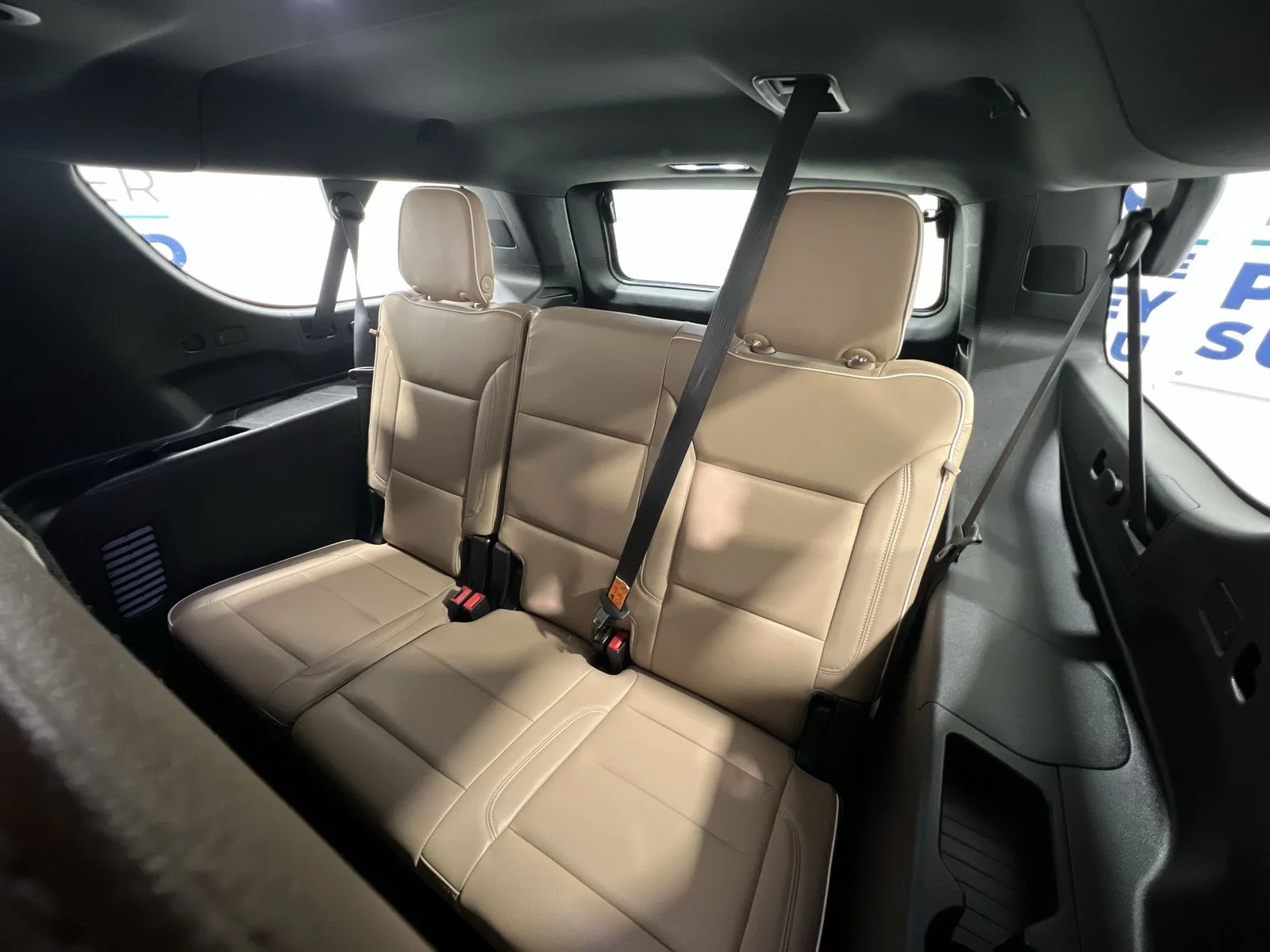 Used 2024 White Chevrolet Premier image 23