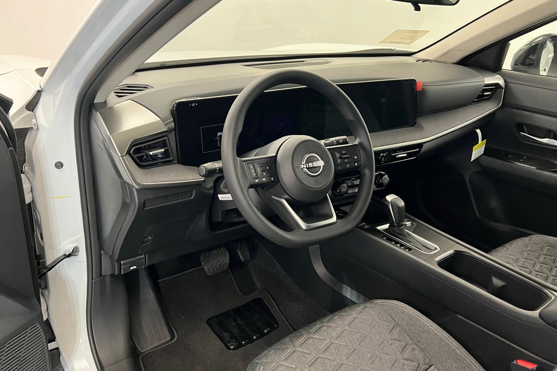 2026 Nissan KICKS SV AWD - Photo 16