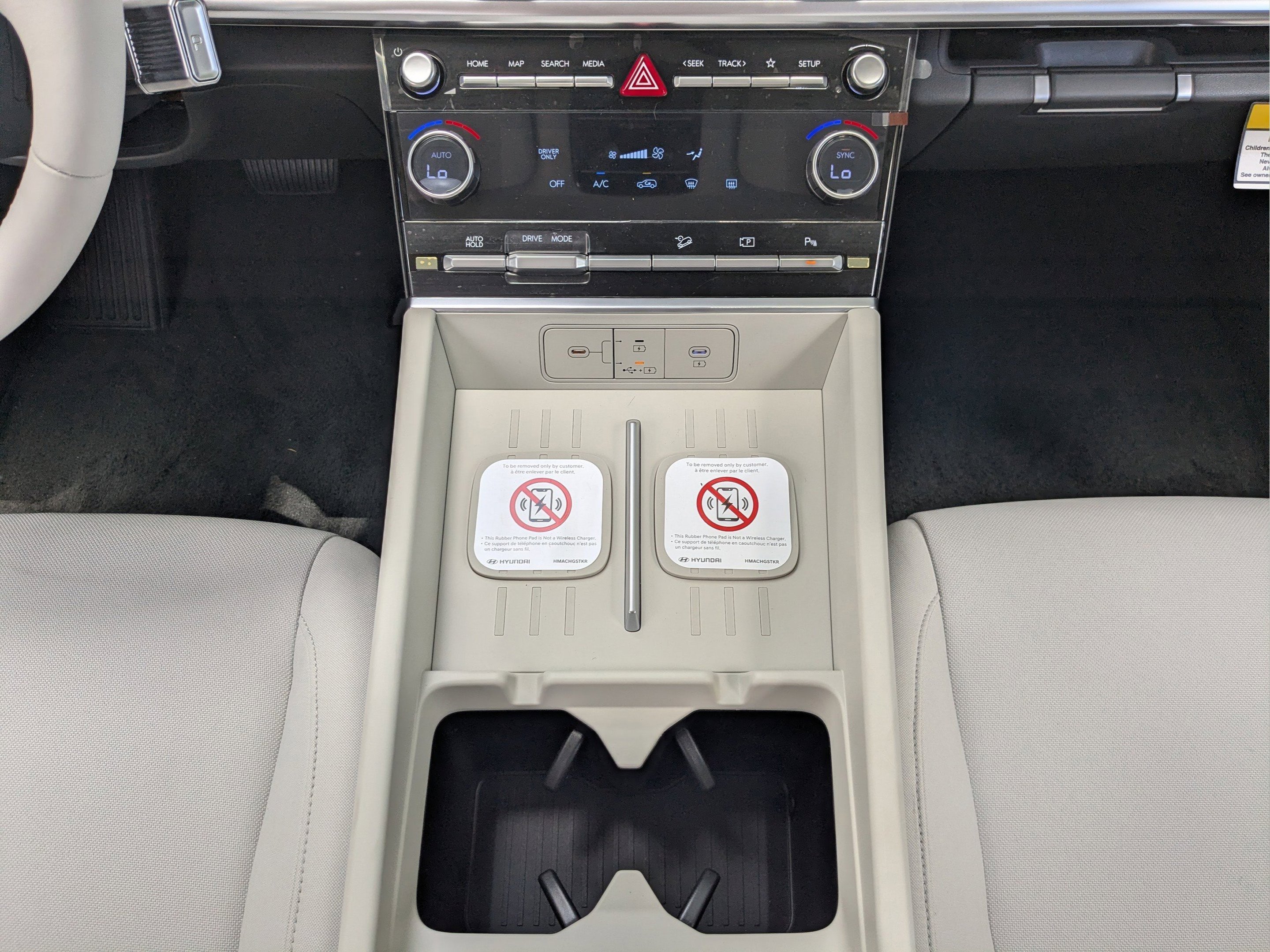 New 2026 Shimmering Silver Hyundai SE image 23