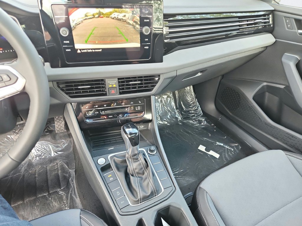 New 2027 Gray Volkswagen 1.5T SE image 17