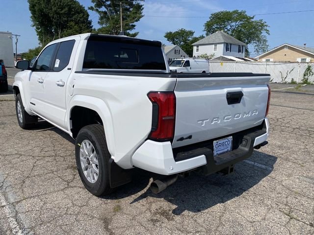 New 2026 Ice Cap Toyota SR5 image 3
