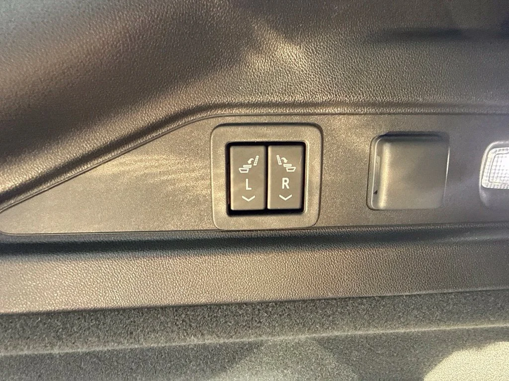 Used 2024 Emerald Lake Metallic Cadillac Sport 2 image 34