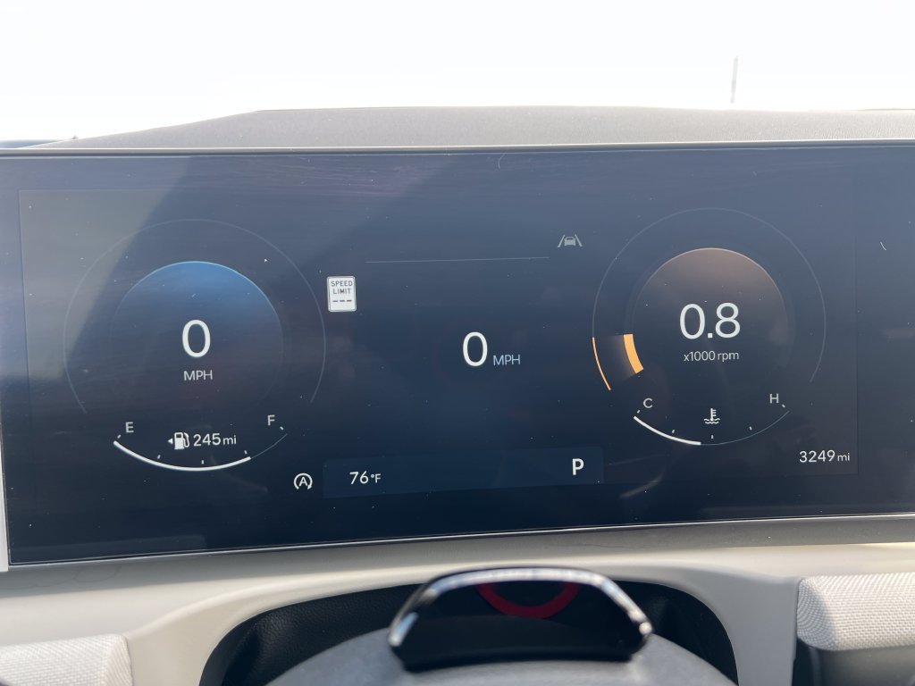 Used 2025 Black Hyundai Limited image 18
