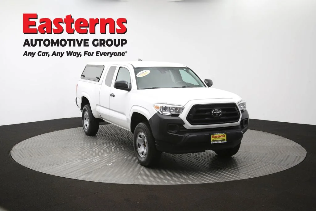 Used 2020 White Toyota SR image 47
