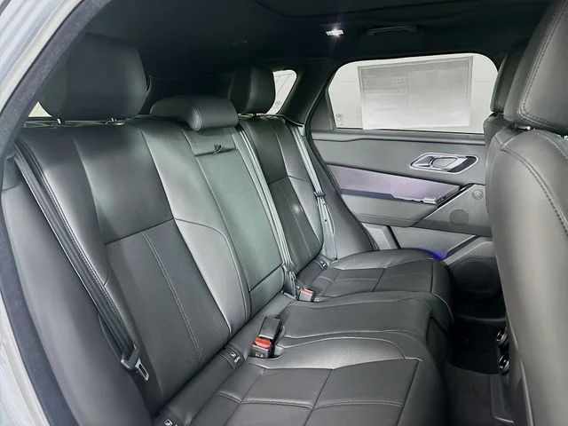 Certified Used 2026 Zadar Grey Land Rover Dynamic SE image 25