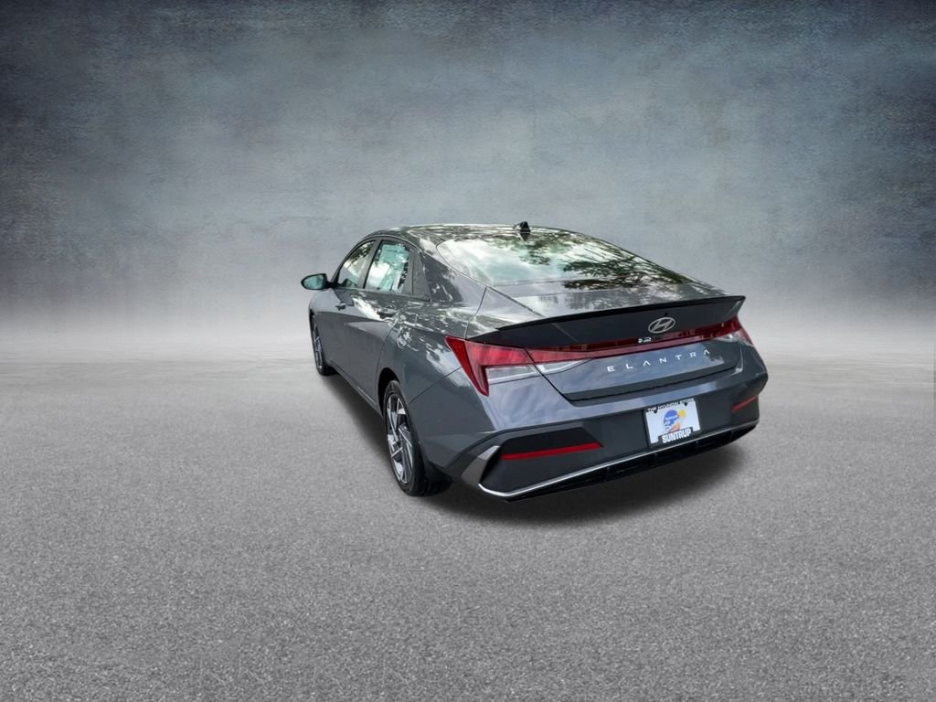 Certified Used 2025 Ecotronic Gray Hyundai SEL Sport image 18