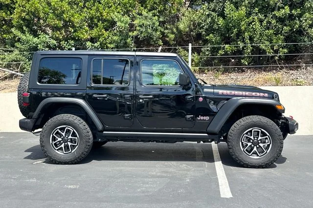 Used 2025 Black Jeep Rubicon image 6