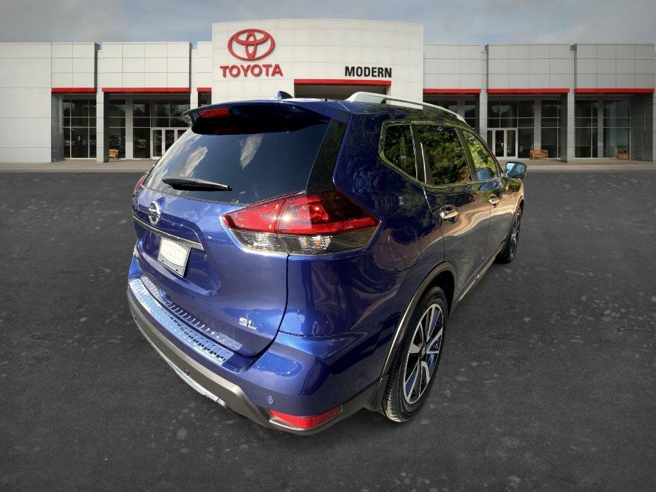Used 2020 Caspian Blue Metallic Nissan SL image 5