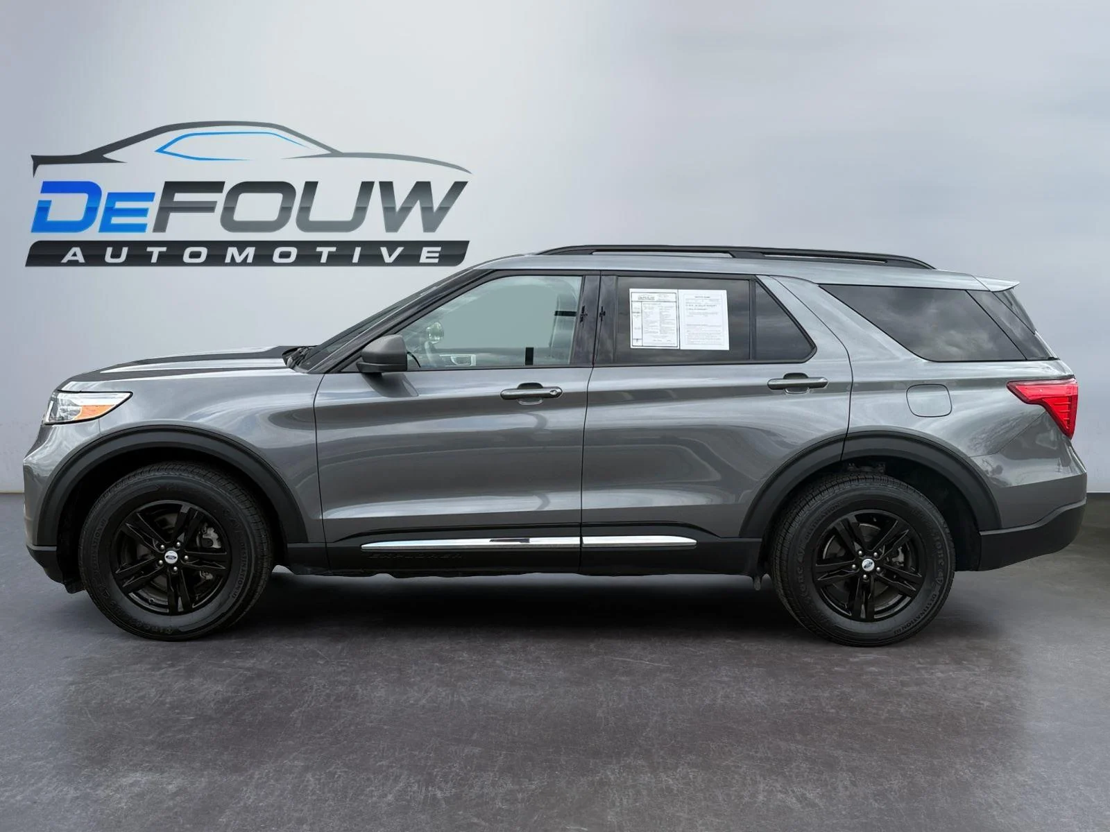 2022 Ford Explorer XLT - Photo 6