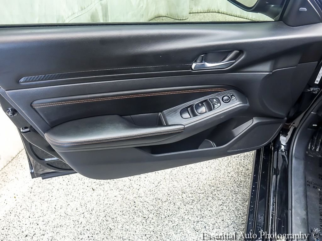 Certified Used 2021 Super Black Nissan 2.5 SR image 20