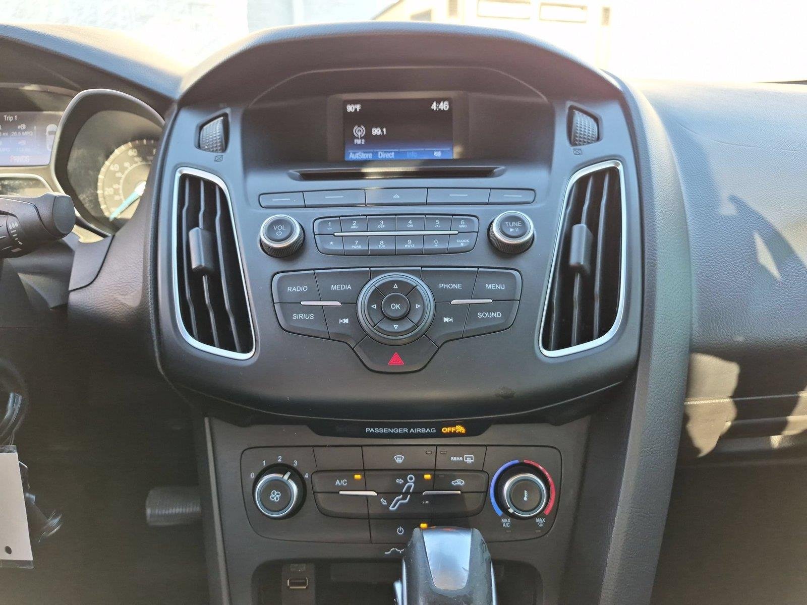 Used 2016 Shadow Black Ford SE image 23