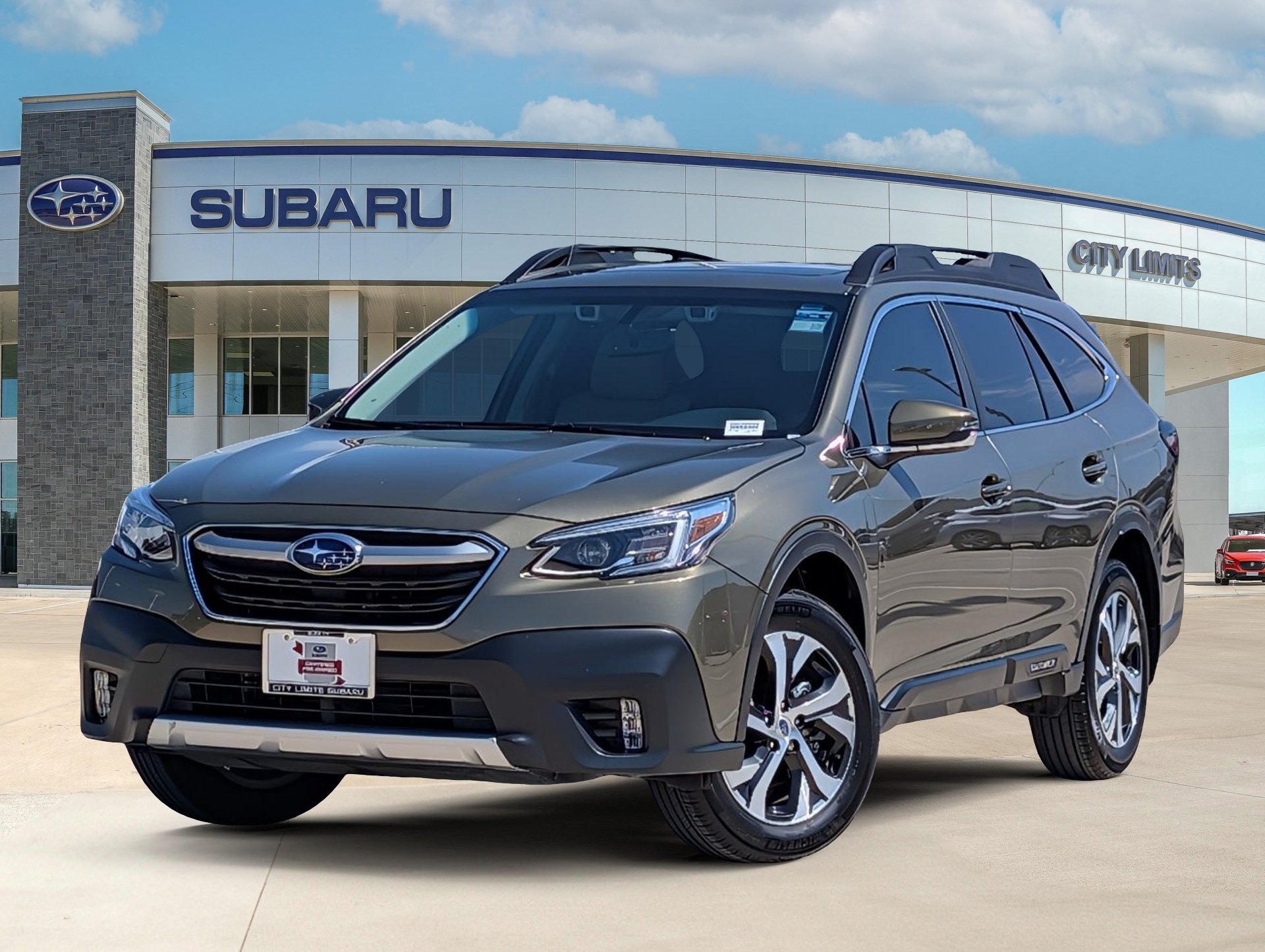 2021 Subaru Outback Limited's photo