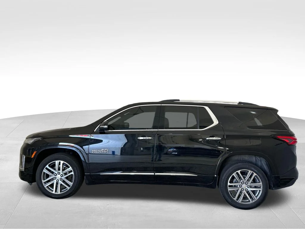 Used 2023 Black Chevrolet High Country image 2