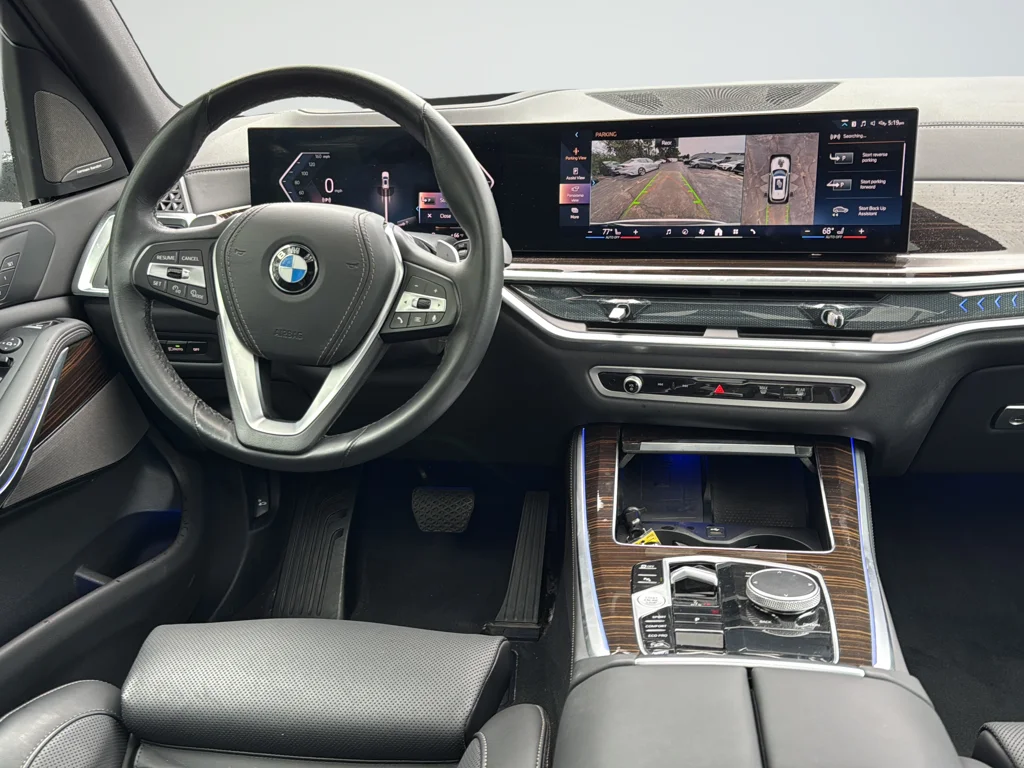 Used 2026 White BMW xDrive40i image 11