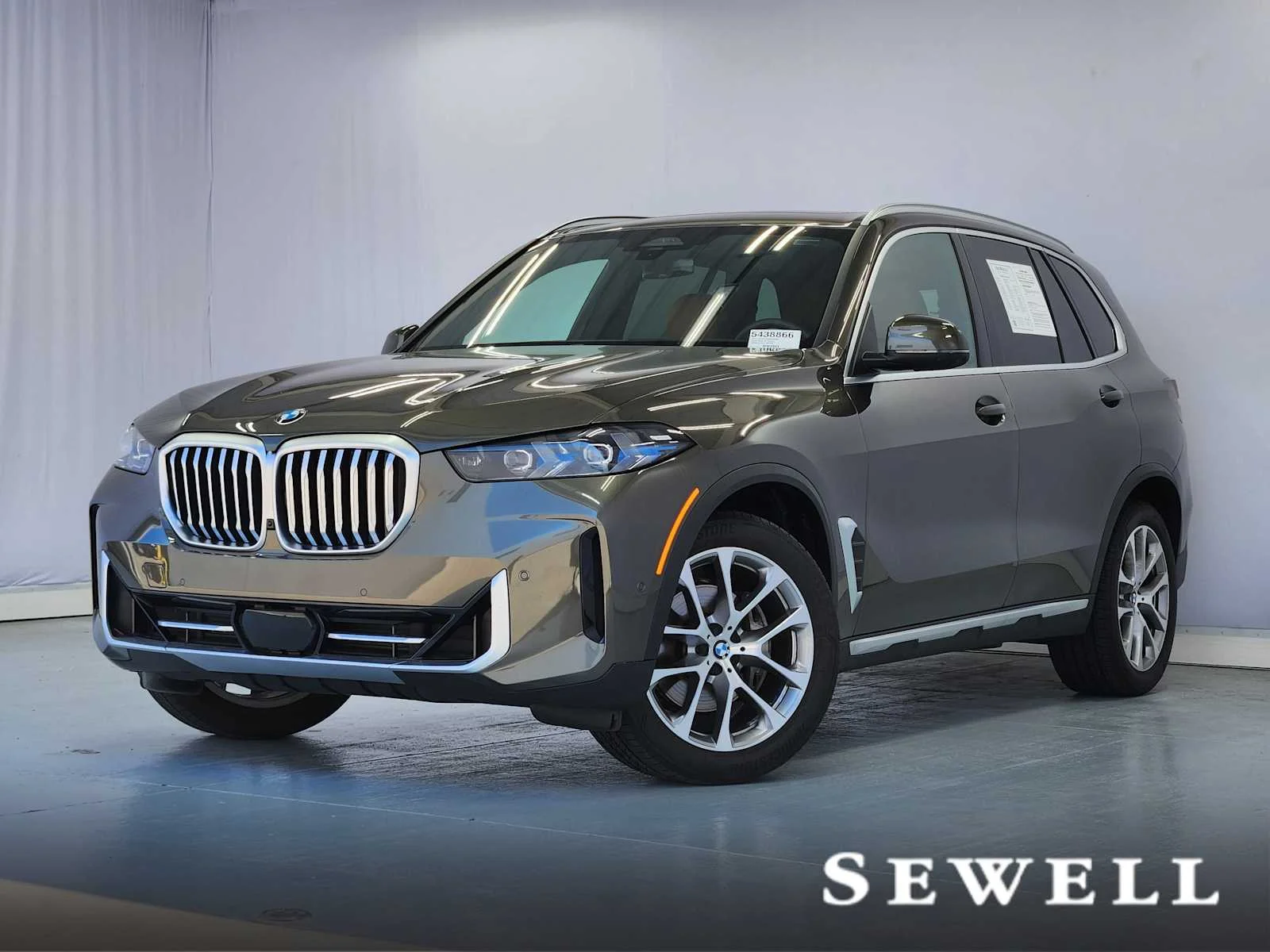 2025 BMW X5 sDrive40i's photo