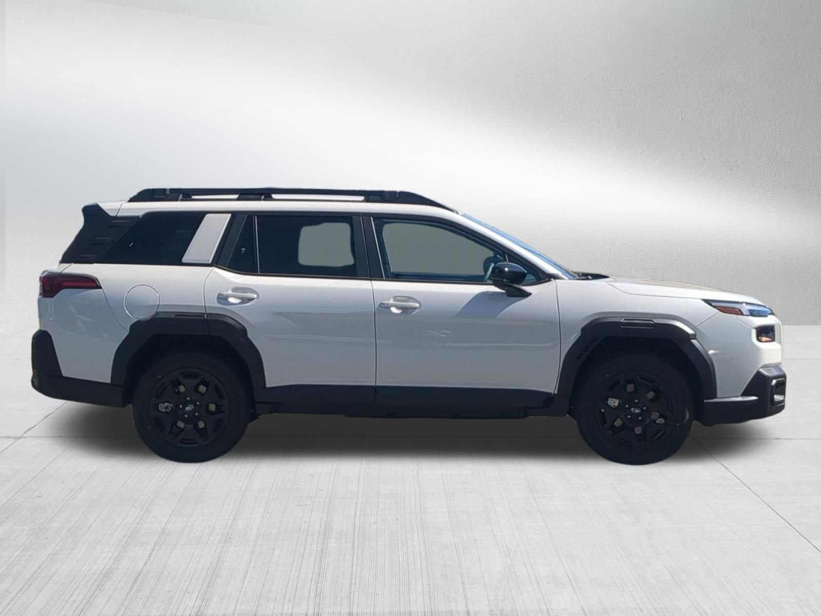 New 2026 CRYSTAL WHITE PEARL Subaru Limited image 8
