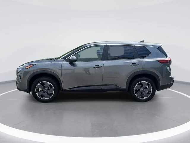 Used 2024 Gray Nissan SV image 2