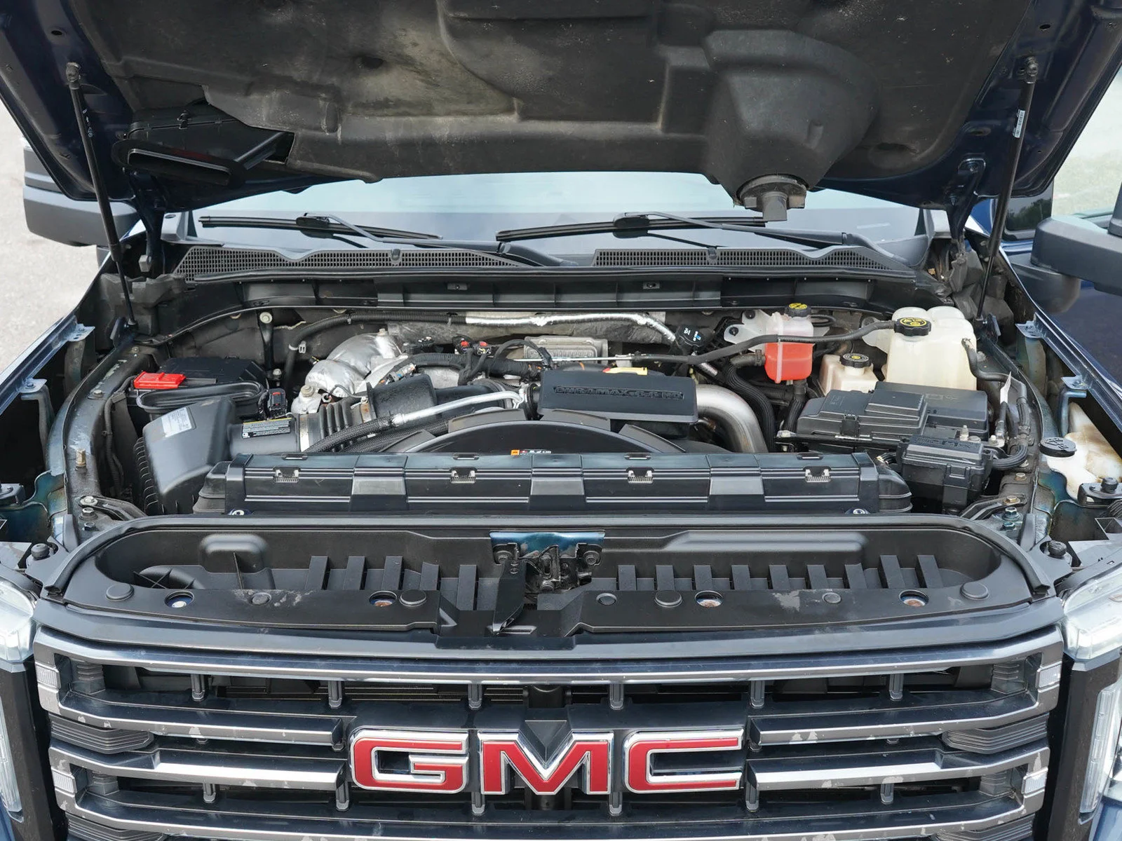 Used 2022 Pacific Blue Metallic GMC AT4 image 28