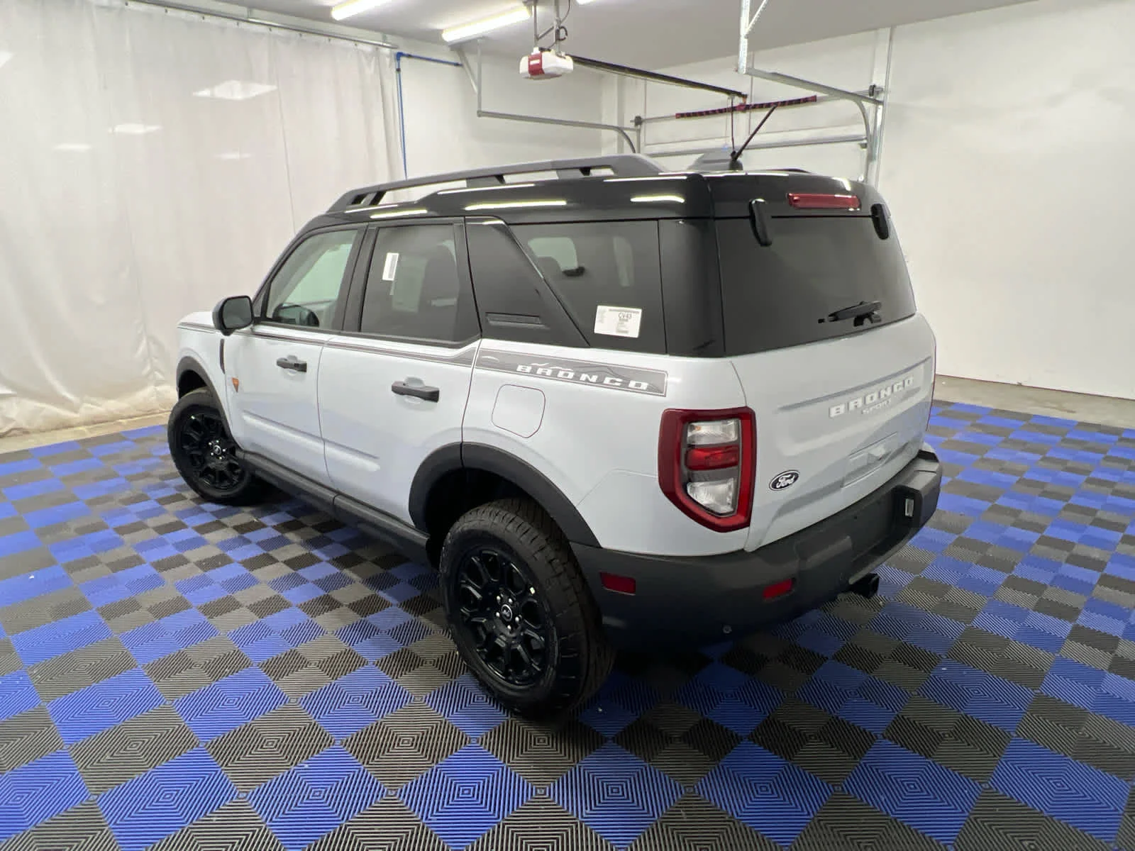 New 2026 Space White Metallic Ford Badlands image 4