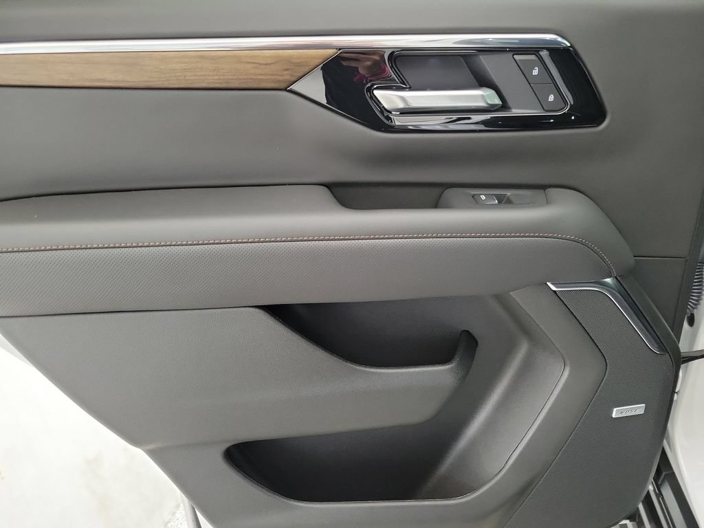 2025 Chevrolet Tahoe High Country - Photo 23