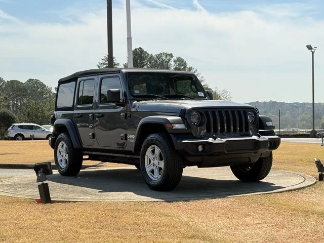 2020 Jeep Wrangler Sport S's photo