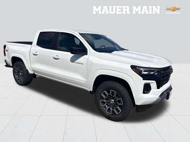 New 2026 Summit White Chevrolet Z71 image 8