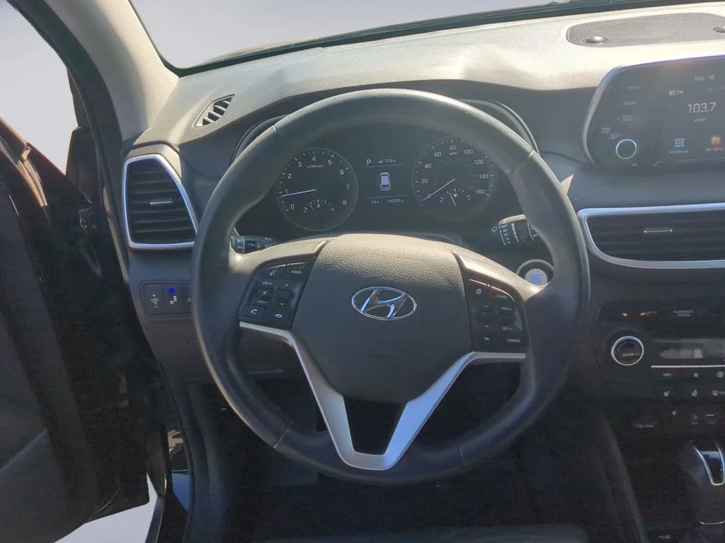 Used 2020 Black Hyundai Limited image 15