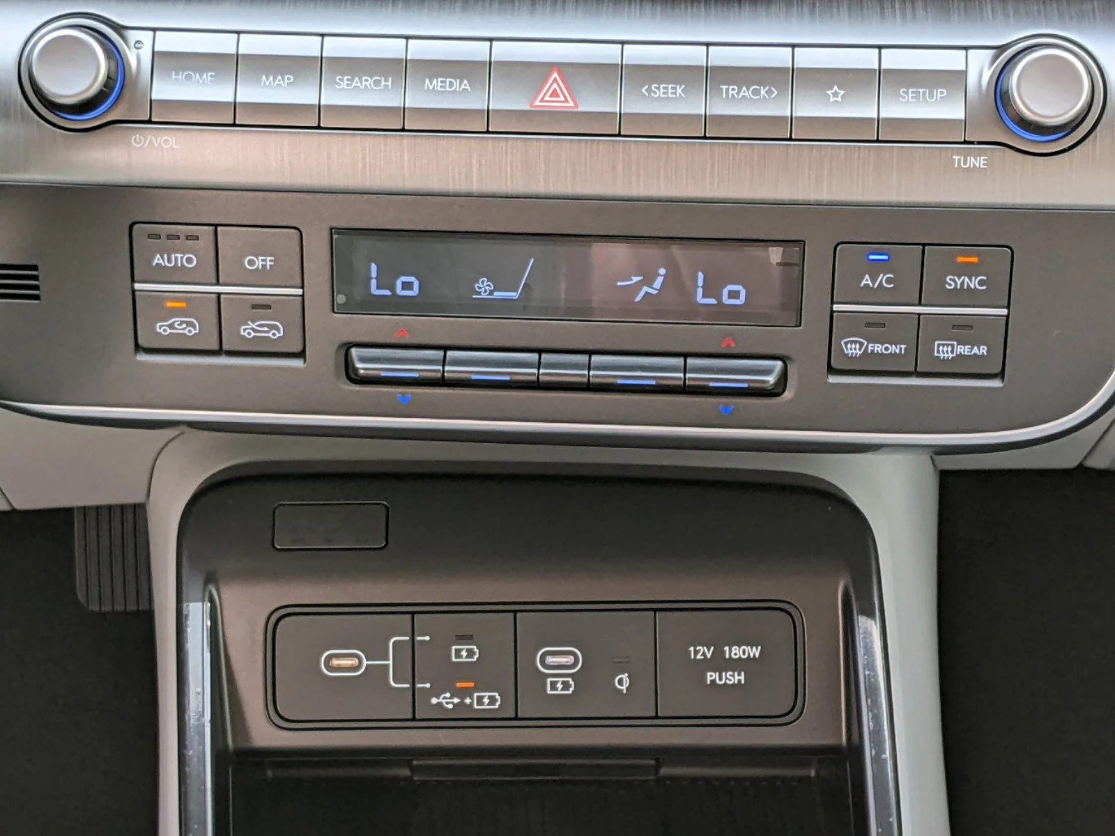 2025 Hyundai Kona SEL Convenience - Photo 44