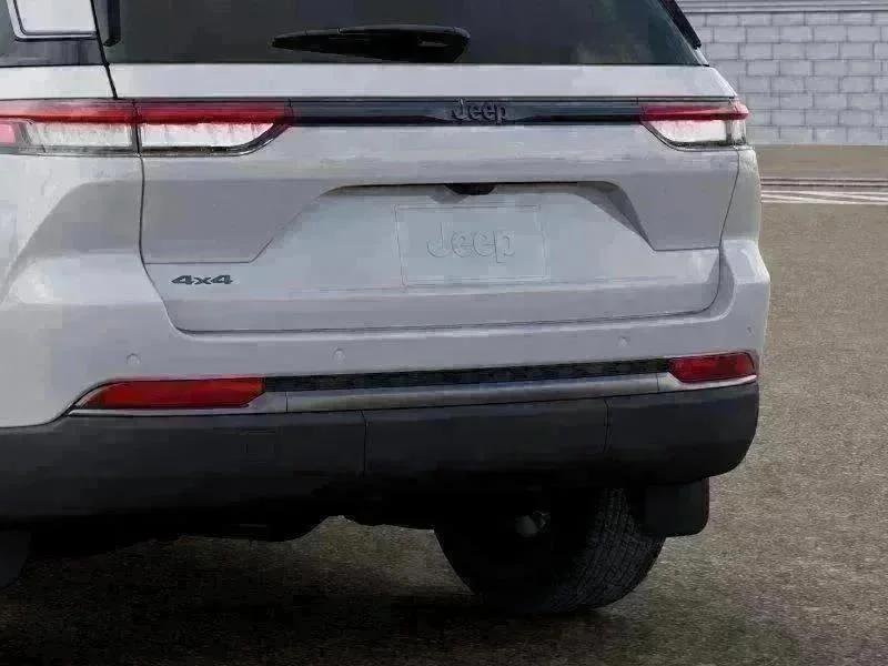 New 2026 Bright White Clearcoat Jeep Laredo image 13