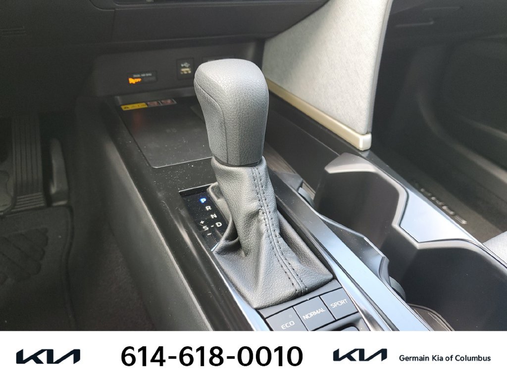 Used 2026 White Toyota LE image 25