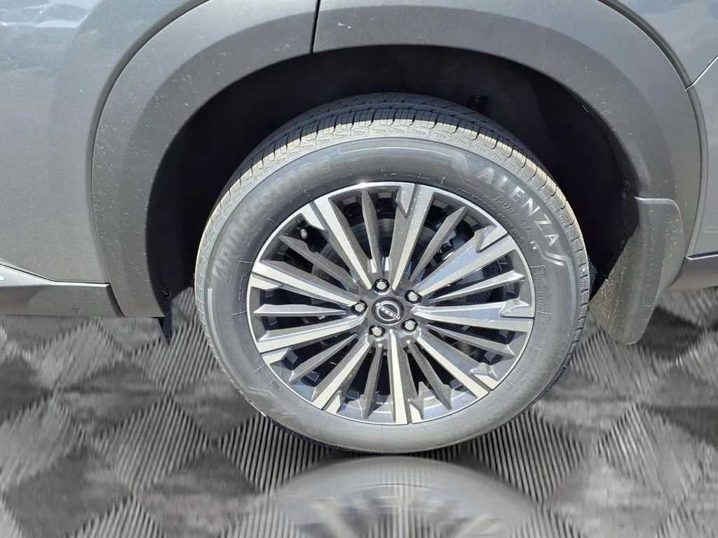 New 2026 Gun Metallic Nissan Platinum image 21