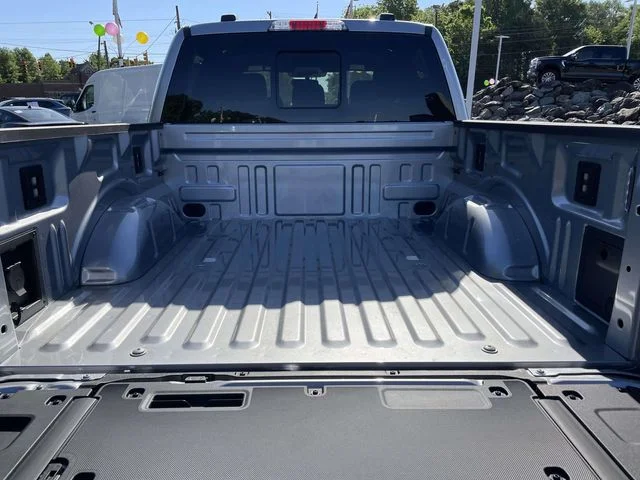 New 2026 Iconic Silver Metallic Ford Lariat® image 9
