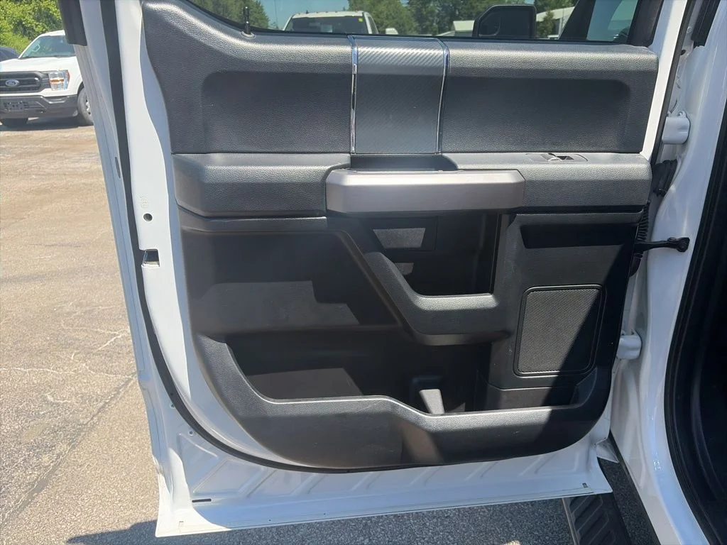 Certified Used 2020 Oxford White Ford XLT image 25
